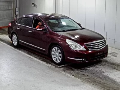 Nissan TEANA