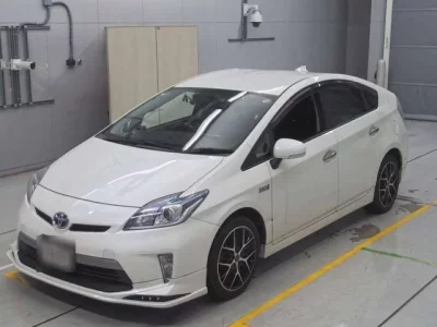 Toyota PRIUS PHV