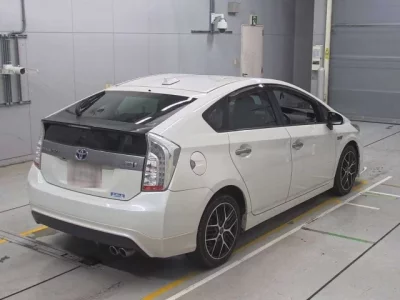 Toyota PRIUS PHV