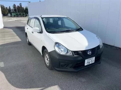 Nissan AD