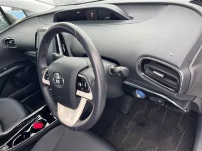 Toyota PRIUS PHV