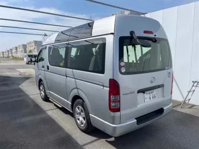 Toyota REGIUS ACE VAN