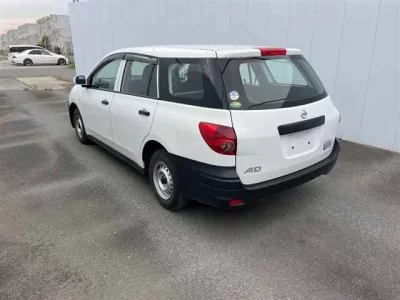 Nissan AD