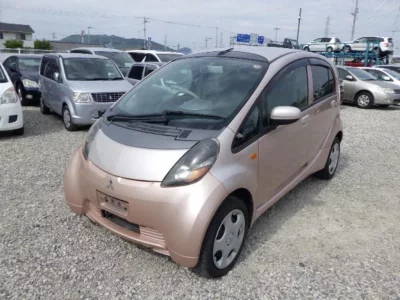 Mitsubishi I