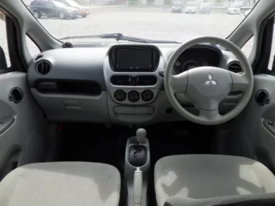 Mitsubishi I