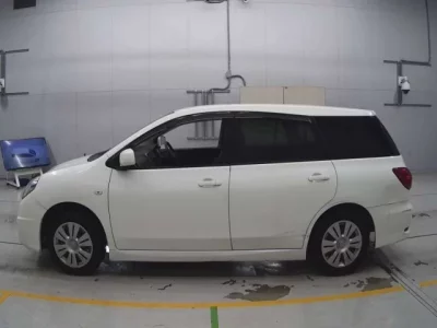 Nissan WINGROAD