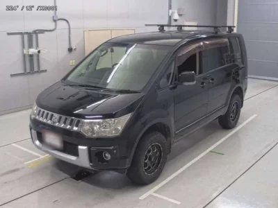 Mitsubishi DELICA D5