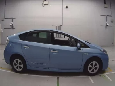Toyota PRIUS PHV