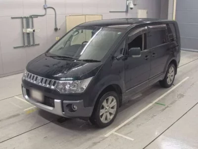 Mitsubishi DELICA D5