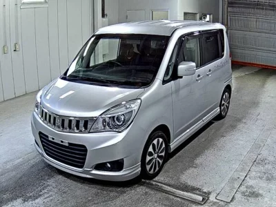 Mitsubishi DELICA D2