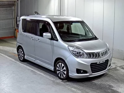 Mitsubishi DELICA D2