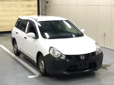Nissan AD