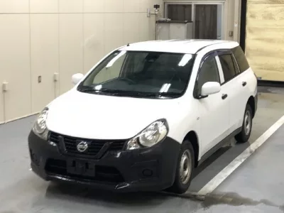 Nissan AD