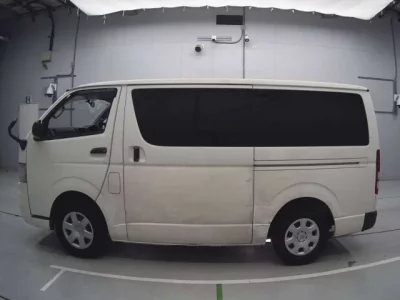 Toyota REGIUS ACE VAN