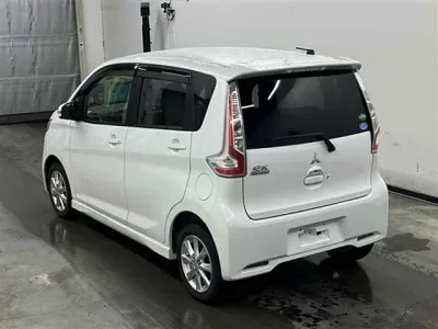 Mitsubishi EK CUSTOM
