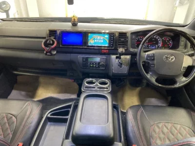 Toyota HIACE VAN