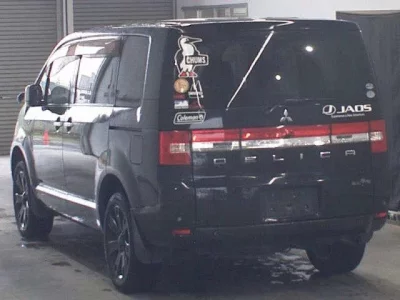 Mitsubishi DELICA D5