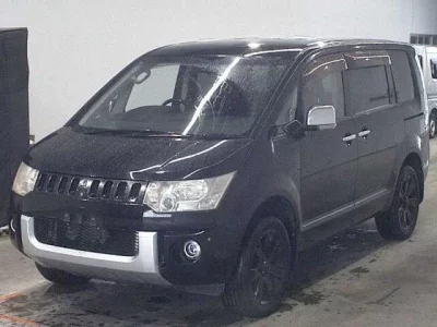 Mitsubishi DELICA D5