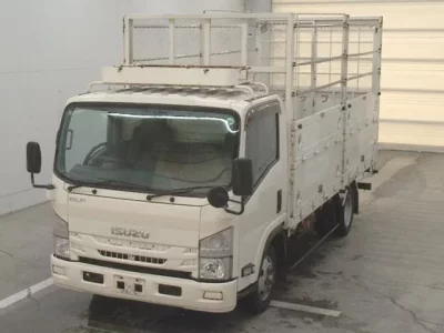 Isuzu ELF
