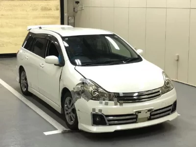 Nissan WINGROAD