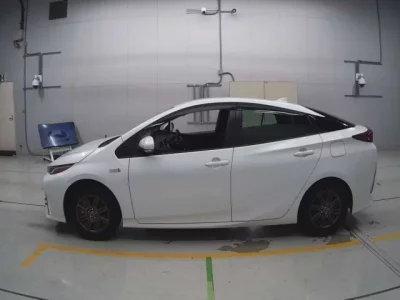 Toyota PRIUS PHV
