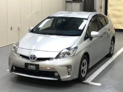 Toyota PRIUS PHV