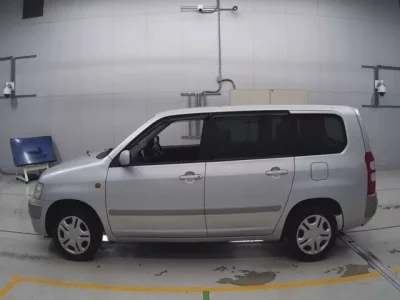 Toyota SUCCEED