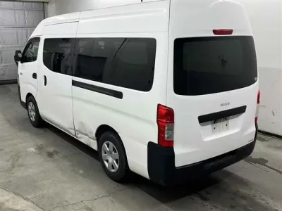 Isuzu COMO