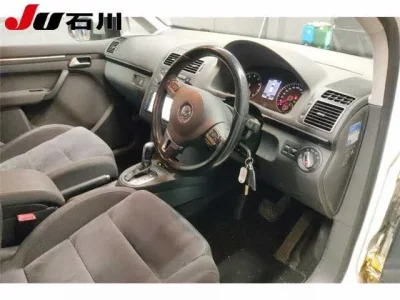 Volkswagen GOLF TOURAN