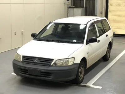 Mitsubishi LANCER VAN