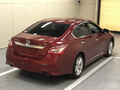 Nissan TEANA