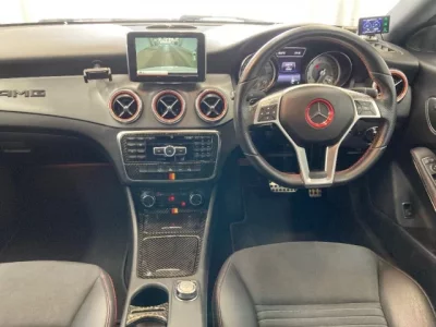 Mercedes-Benz CLA CLASS