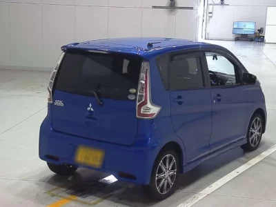 Mitsubishi EK CUSTOM