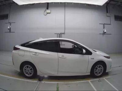 Toyota PRIUS PHV