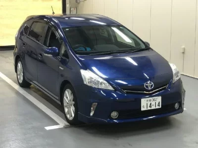 Toyota PRIUS ALPHA