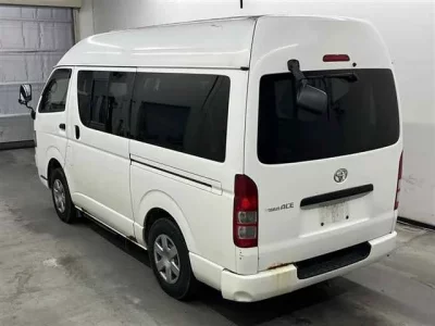 Toyota REGIUS ACE VAN