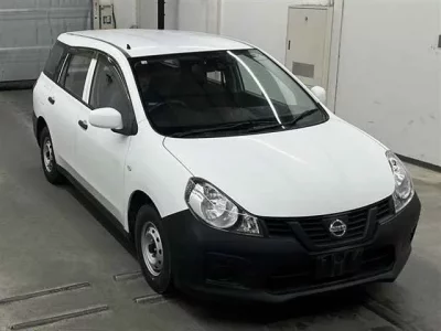 Nissan AD