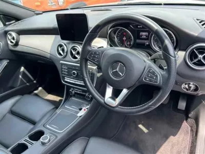 Mercedes-Benz CLA CLASS
