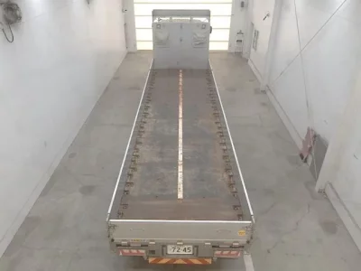 Isuzu TRUCK