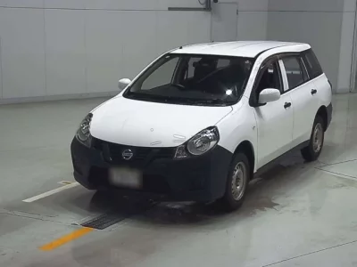Nissan AD