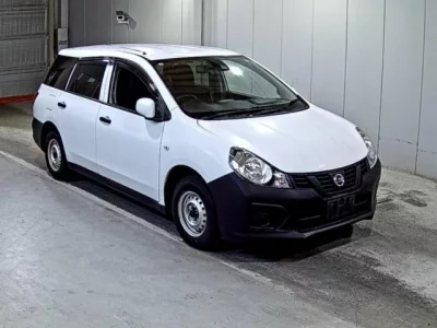Nissan AD