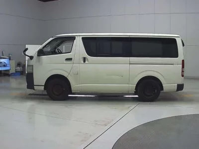 Toyota REGIUS ACE VAN
