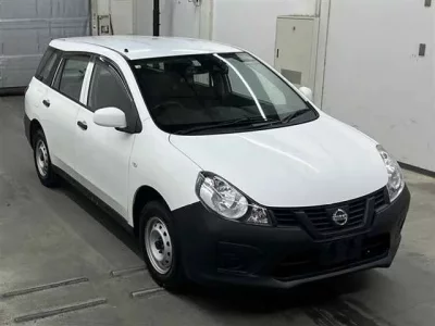 Nissan AD
