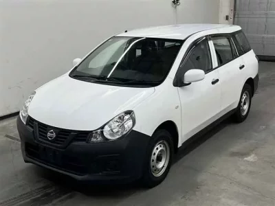 Nissan AD