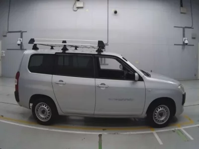 Toyota SUCCEED