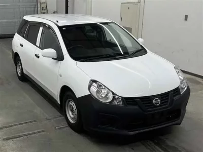 Nissan AD