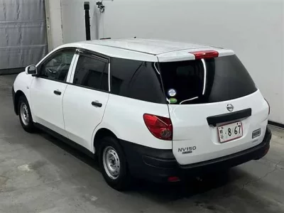 Nissan AD