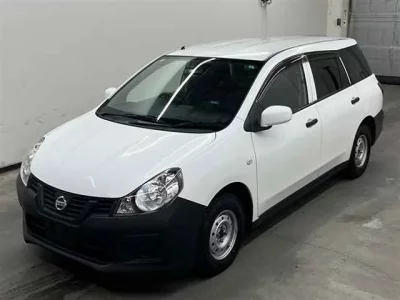 Nissan AD