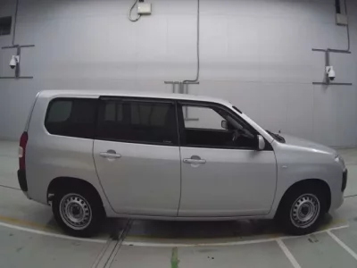 Toyota SUCCEED