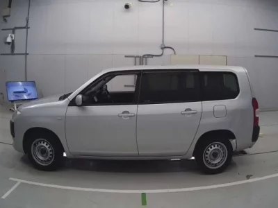 Toyota SUCCEED
